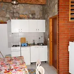 Seaside Secluded Cove Pobij, Hvar - 8702 Апартаменты