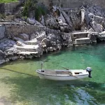 Seaside Secluded Cove Pobij, Hvar - 8702 Gdinj