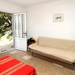 Апартаменты Seaside Secluded Cove Pobij, Hvar - 8702 *