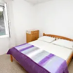 Апартаменты Seaside Secluded Cove Pobij, Hvar - 8702 *