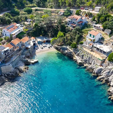 Seaside Secluded Cove Pobij, Hvar - 8702